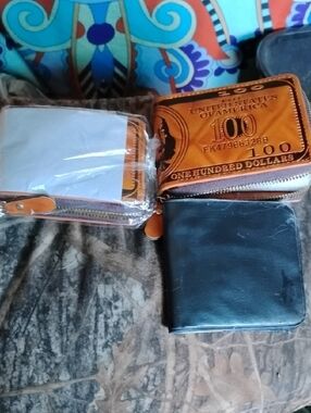 $100 Bill Zip Wallet  Bifold Pair & Black Bifold Wallet